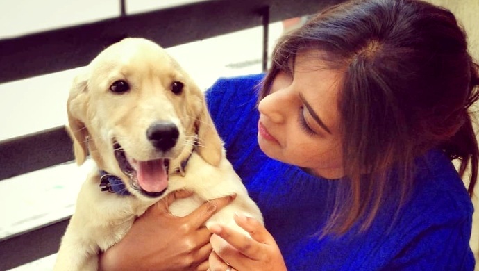 Kamali Actress Yashaswini And Her Pupper Coco
